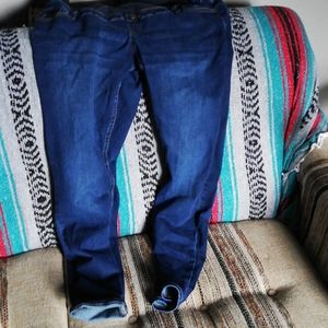 Thyme Maternity skinny jeans